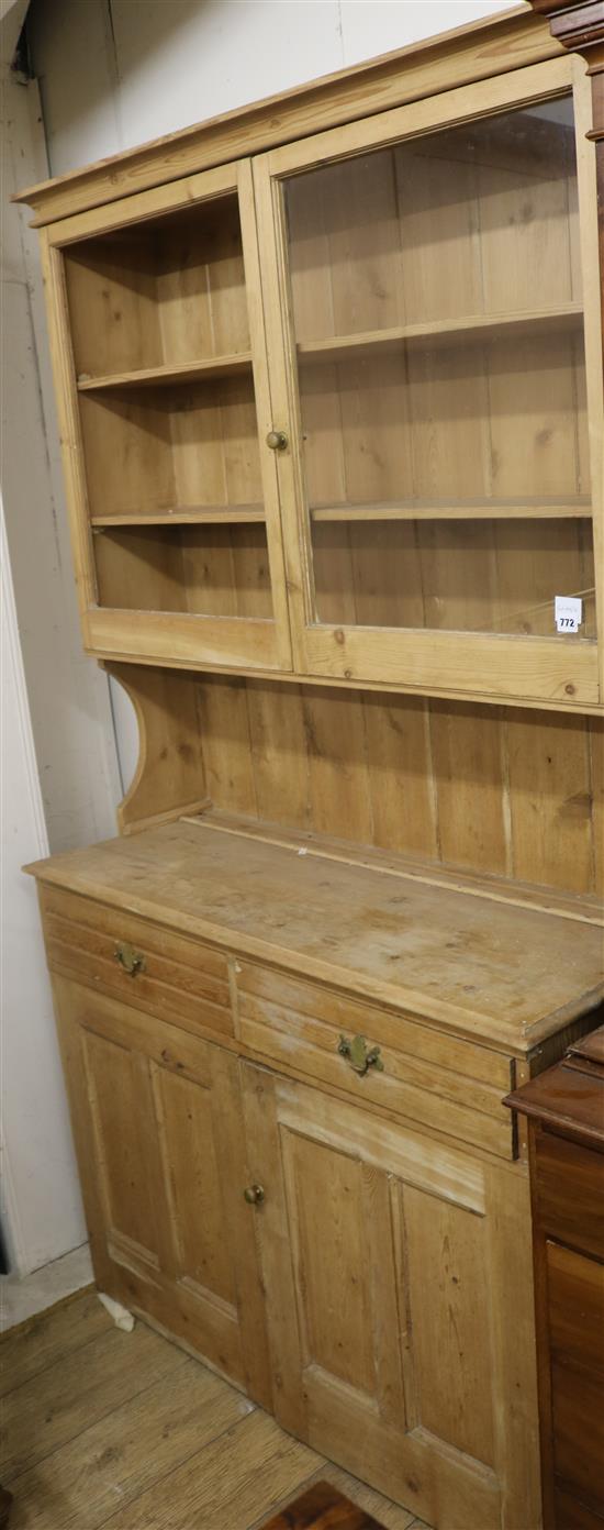 An Edwardian pine dresser, W.128cm, H.213cm
